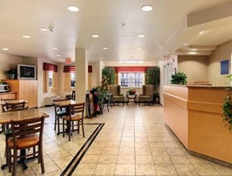 Microtel & By Wyndham 2*